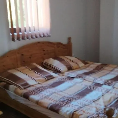 Quarto em Acomodações Particulares Vendégváró Sajószentpéteren Sajoszentpeter